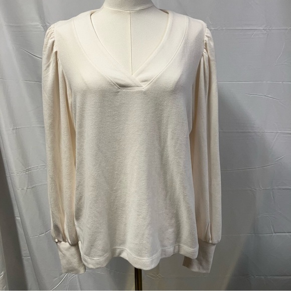 New LOFT V-neck Puff Sleeve Sweater Blouse Cream Women medium neutral minimalist - Picture 2 of 12